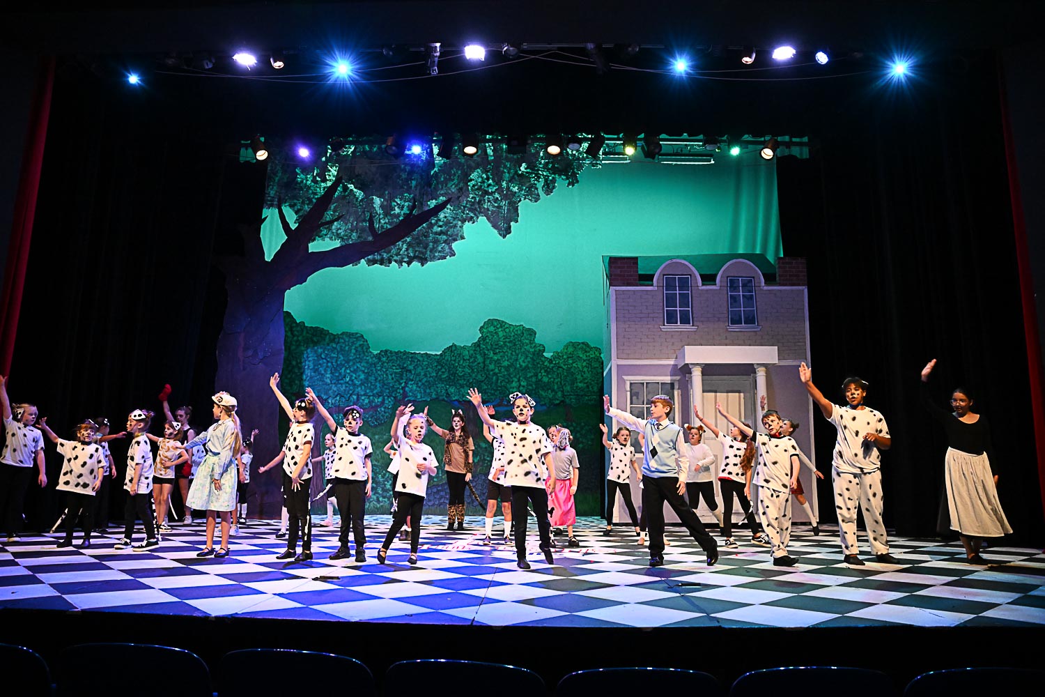 FOA's “101 Dalmatians Kids" Delights Audiences