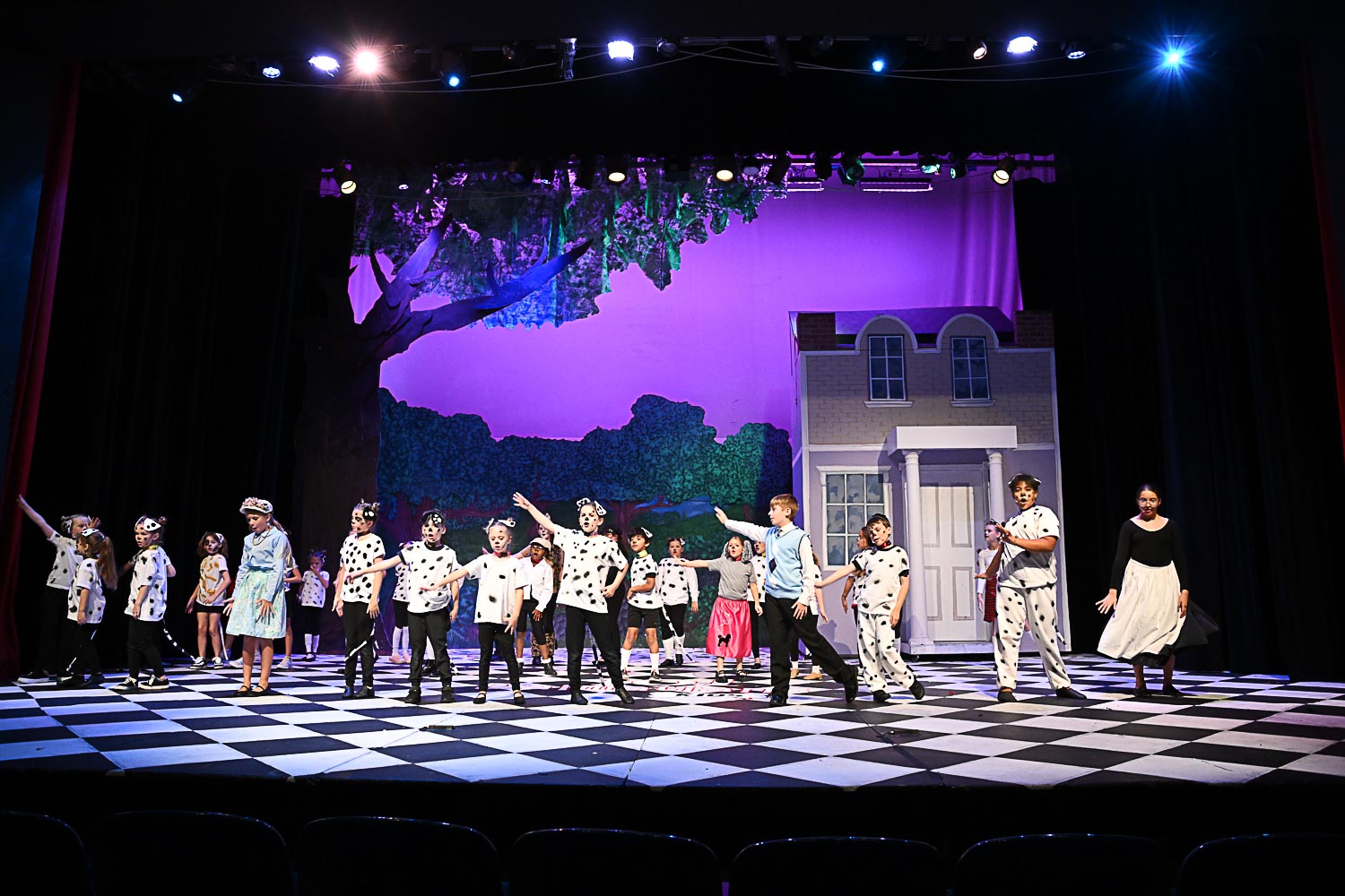 FOA's “101 Dalmatians Kids" Delights Audiences