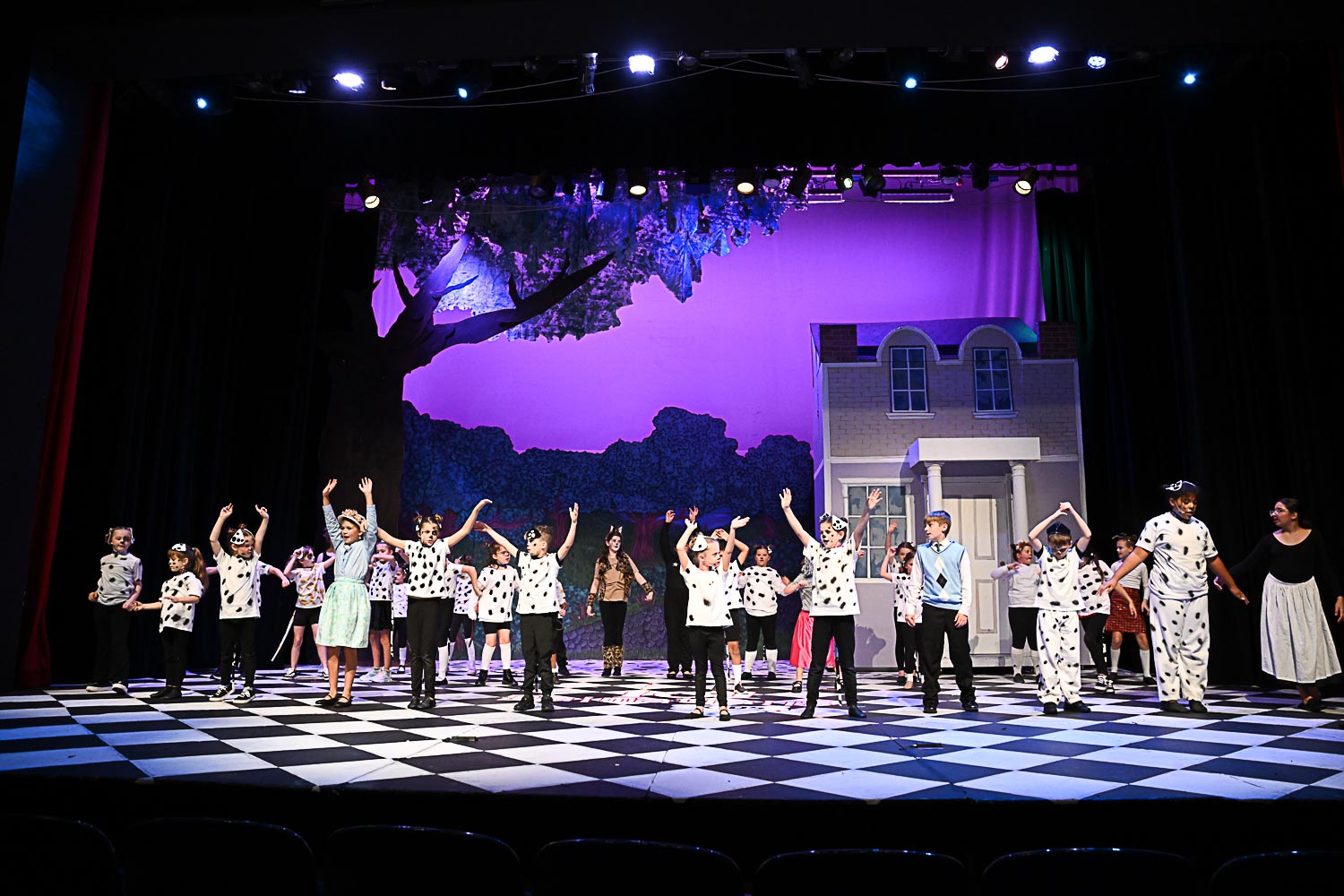 FOA's “101 Dalmatians Kids" Delights Audiences