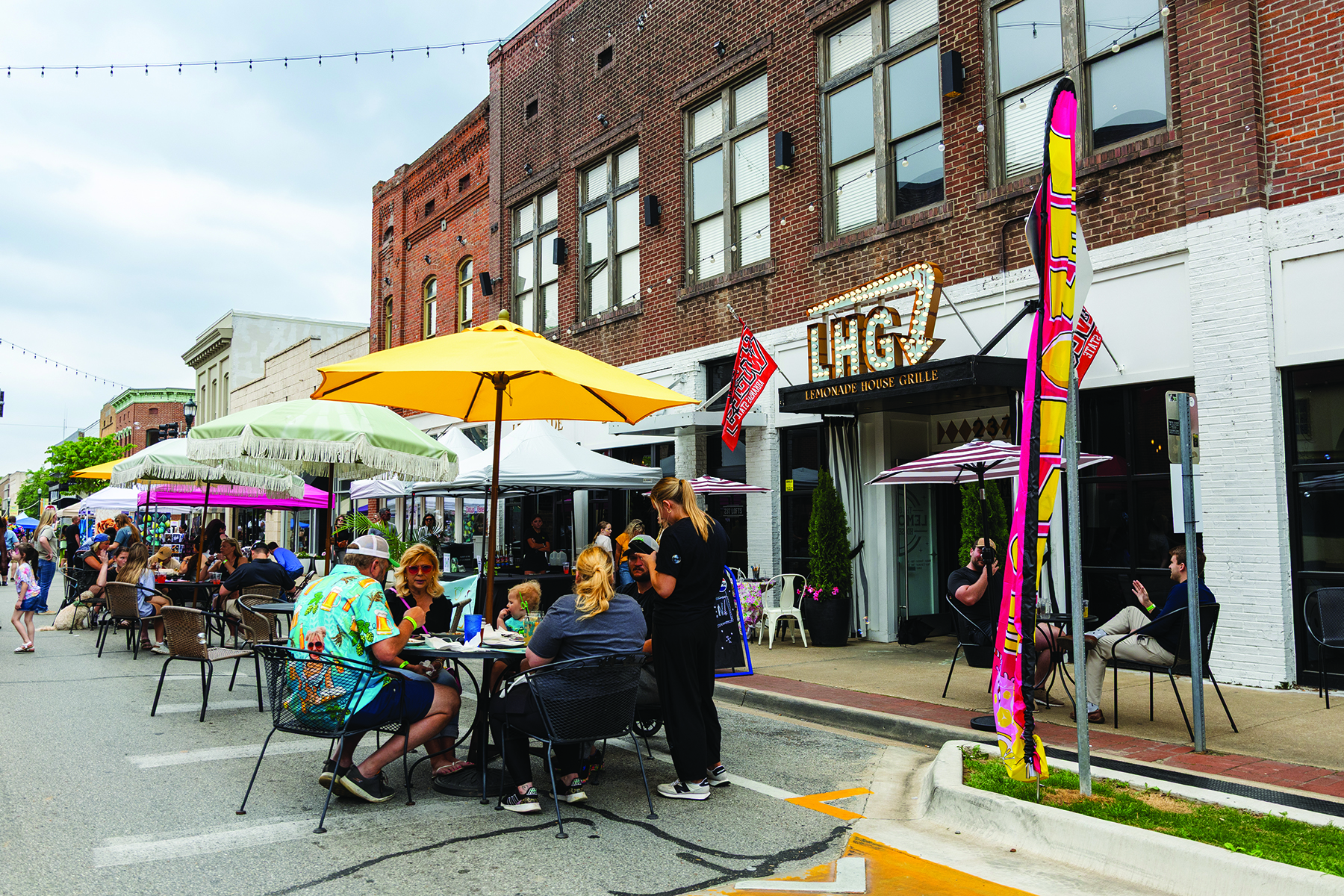 8th Annual Oasis Arts & Eats Fest